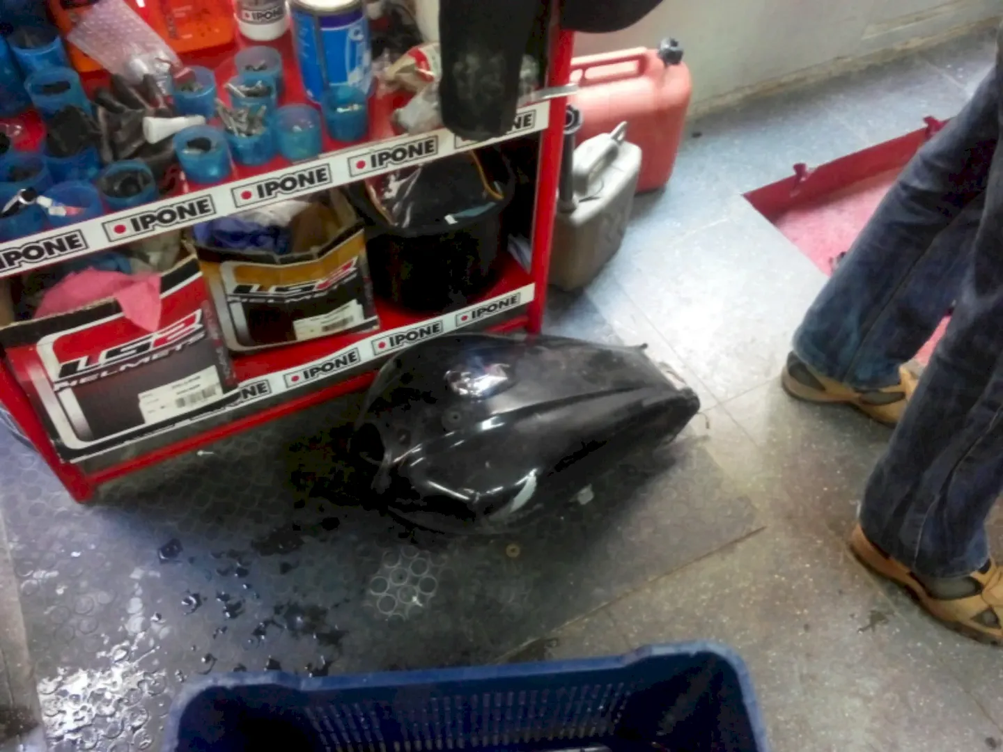 Café Racer 02-1985 Honda NightHawk-Özgün depo yerde