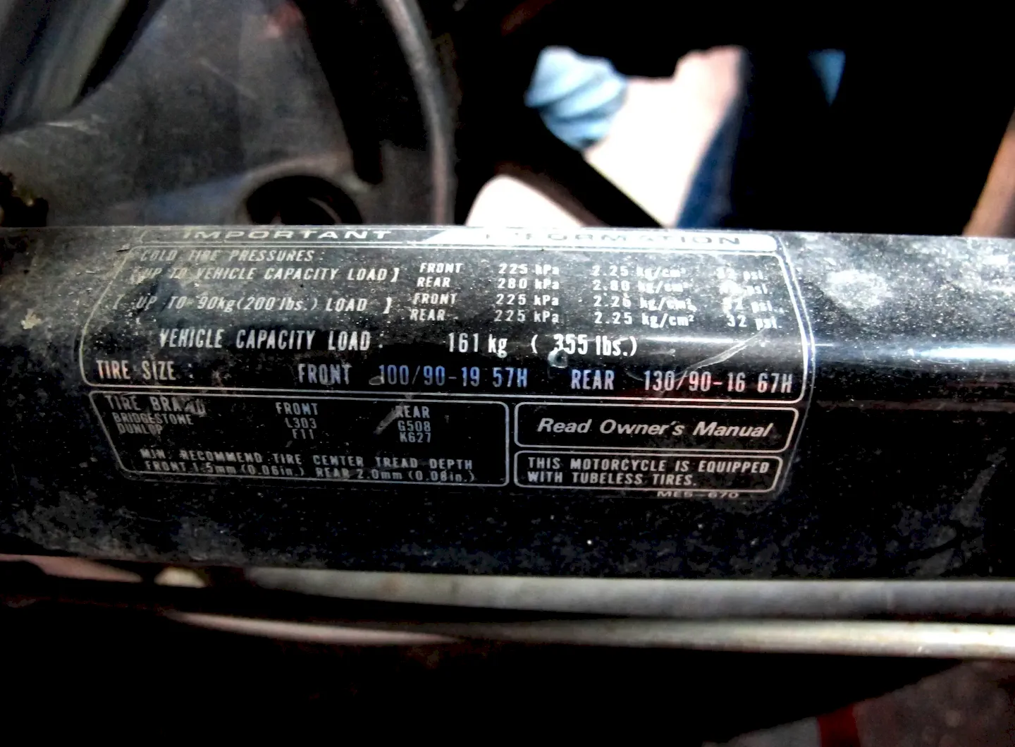 Café Racer 02 motosiklet-söküm lastik bilgileri etiketi