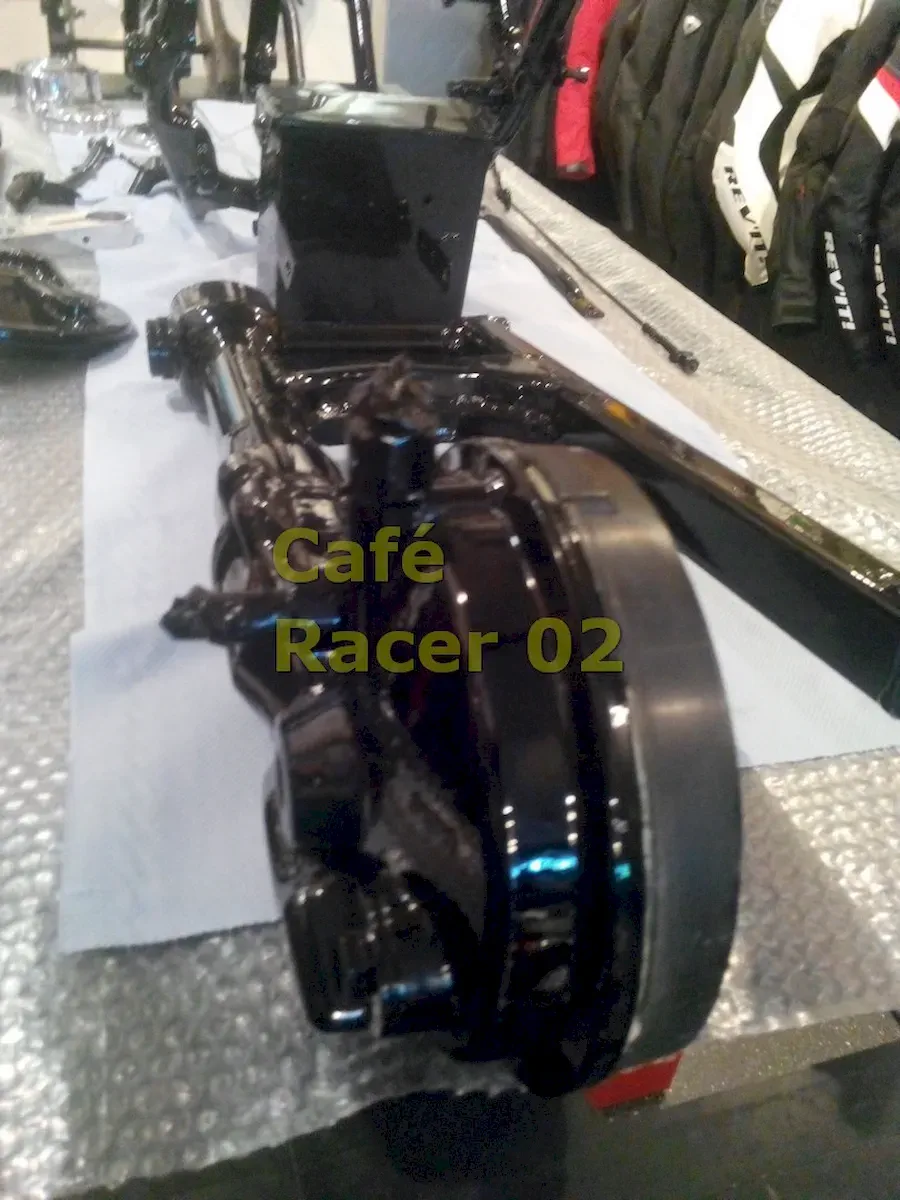 Café Racer 02 motosiklet-boyadan geliş, salıncak ve şaft